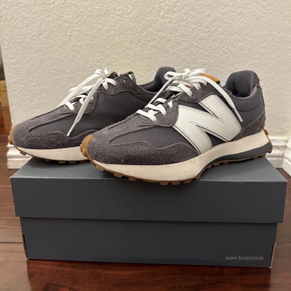 New Balance 327 women's sneakers W9.5/M8